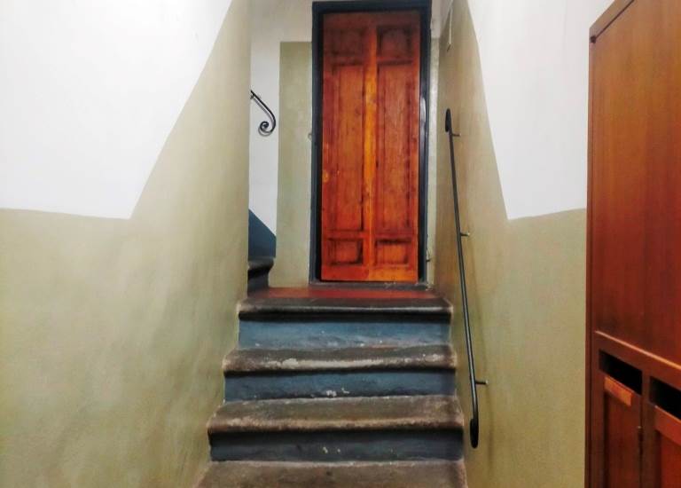 INGRESSO DAL CONDOMINIO