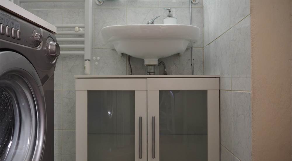 Bagno con lavatrice