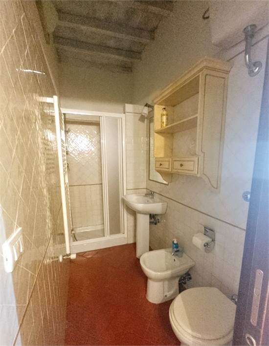 BAGNO NON FINESTRATO